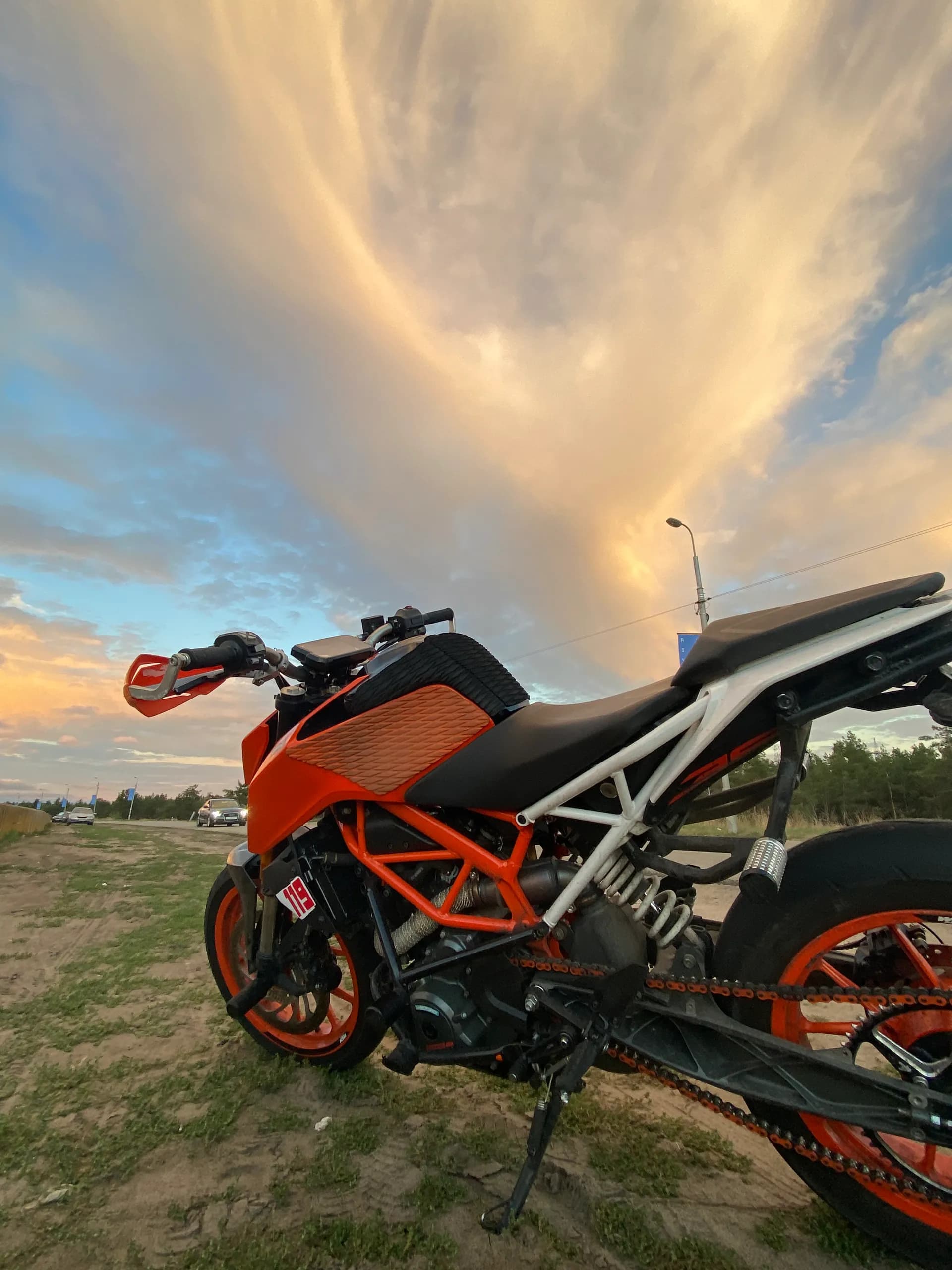 “Правий, але в лікарні: Чому безпека мотоцикліста – це лише його відповідальність”