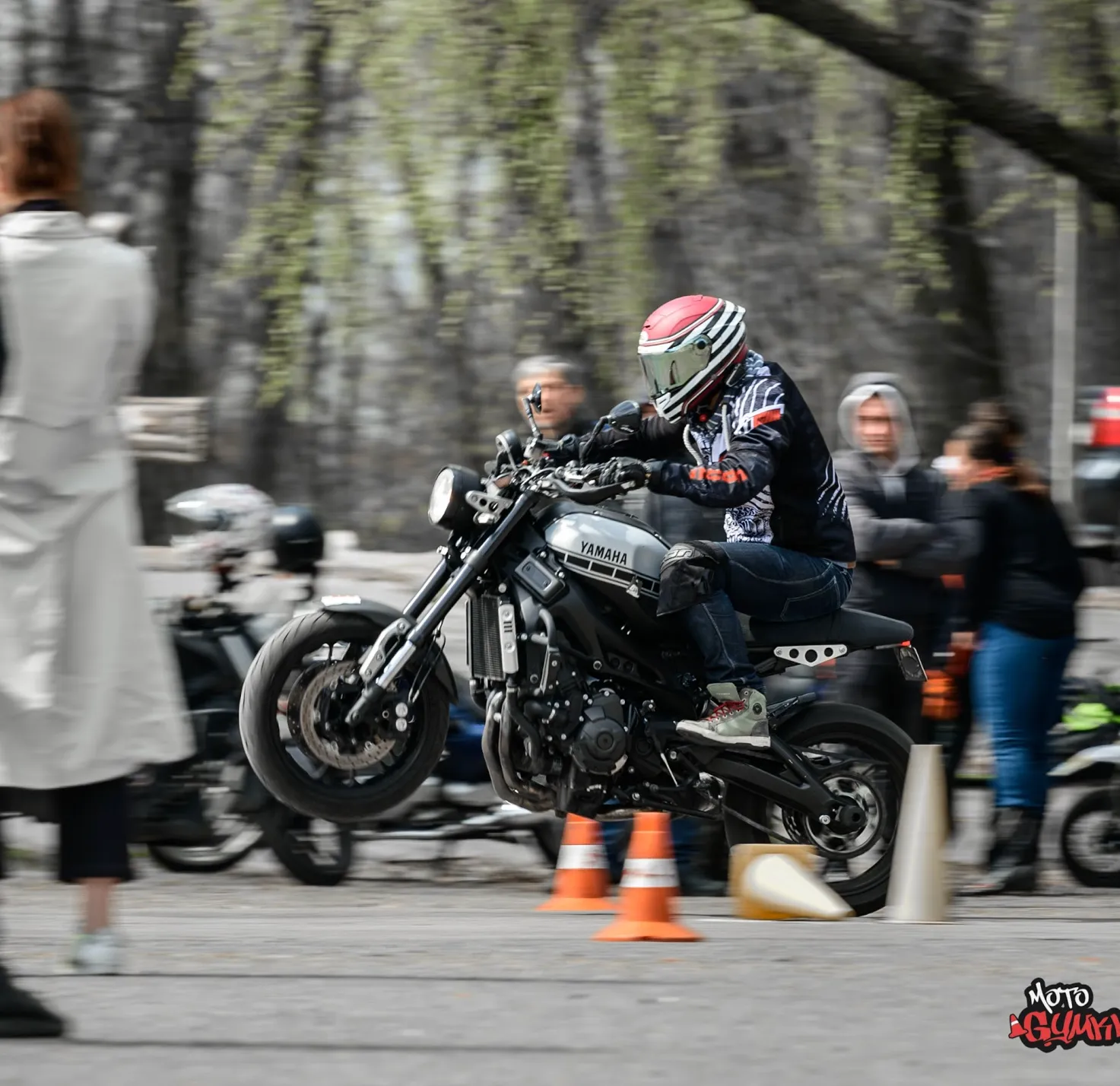 Які самі важливі навички для мотоцикліста?